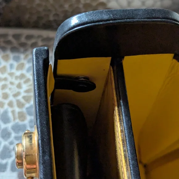 Vintage Greta Italian leather train case/cosmetic bag - Picture 12 of 15